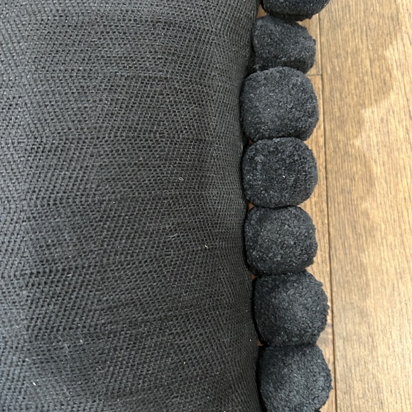 Couch,  Two 20x20 Square Black Pillows w/ Inserts - Picture 5 of 11